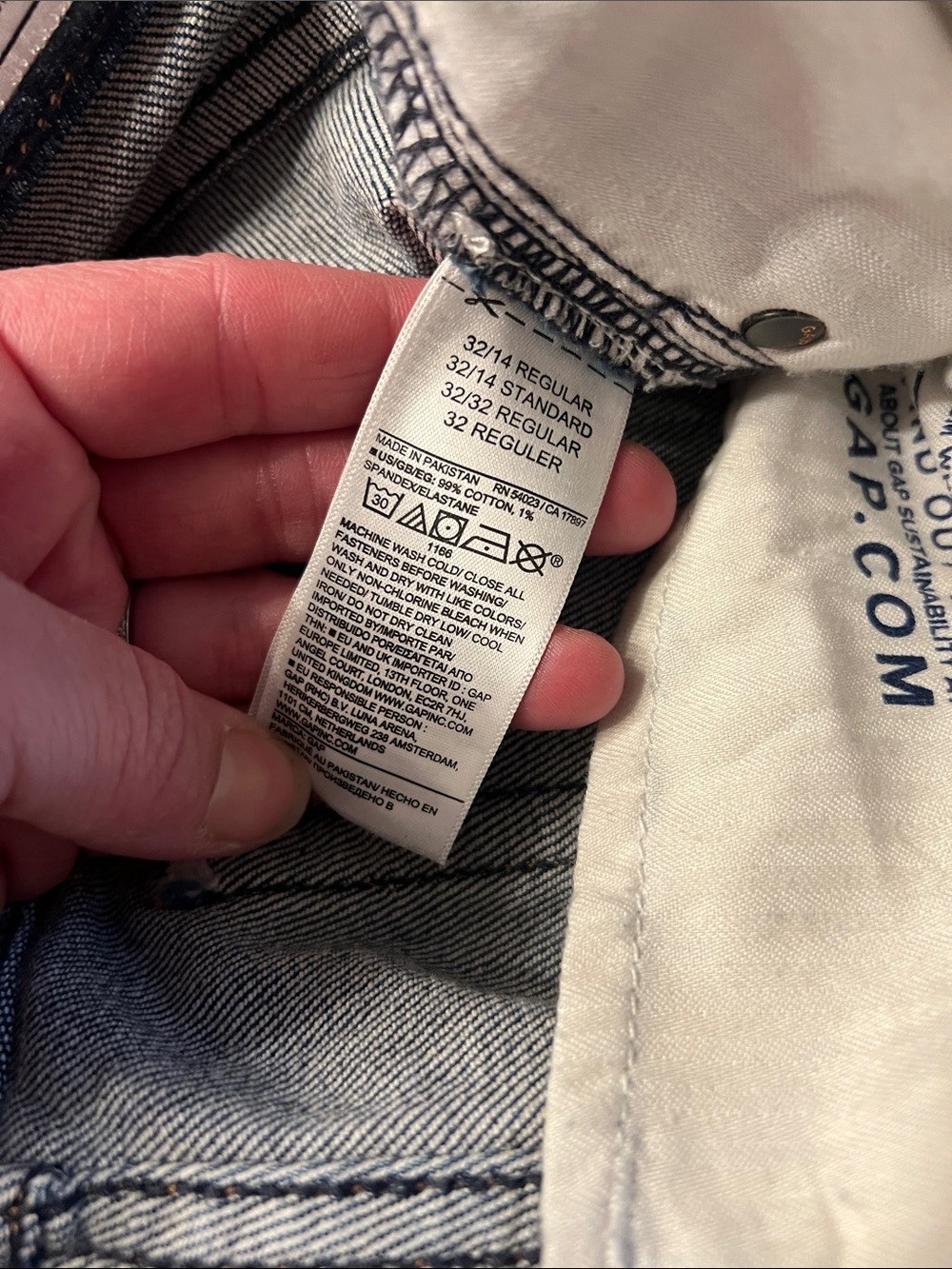 GAP High Rise Stride Denim - Picture 2 of 5